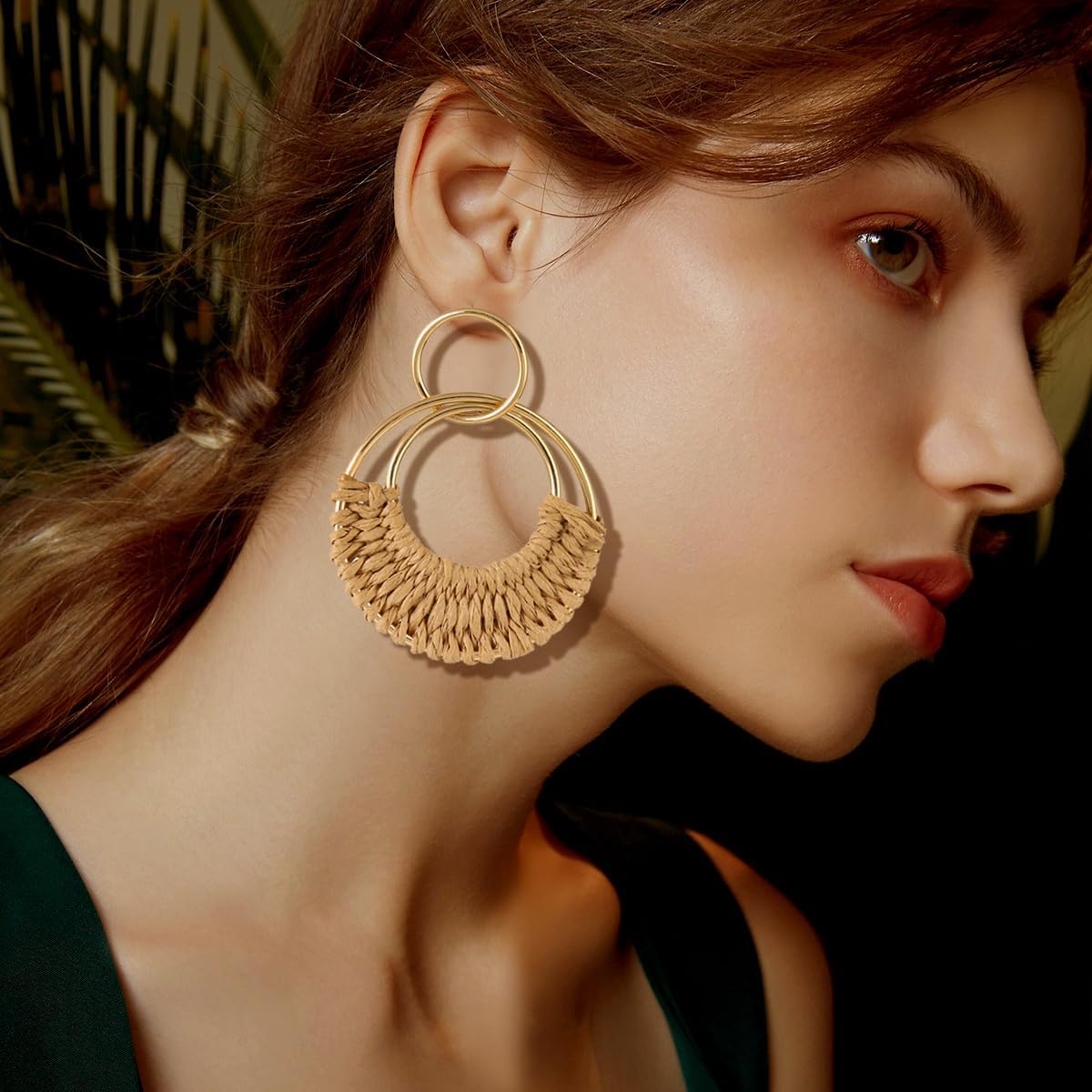 Handmade Raffia Hoop Earrings Statement Tropical Bohemian Straw Dangle Earrings Natural Rattan Vacation Style Round Earrings for Women Summer Beach Party Essential Jewelry