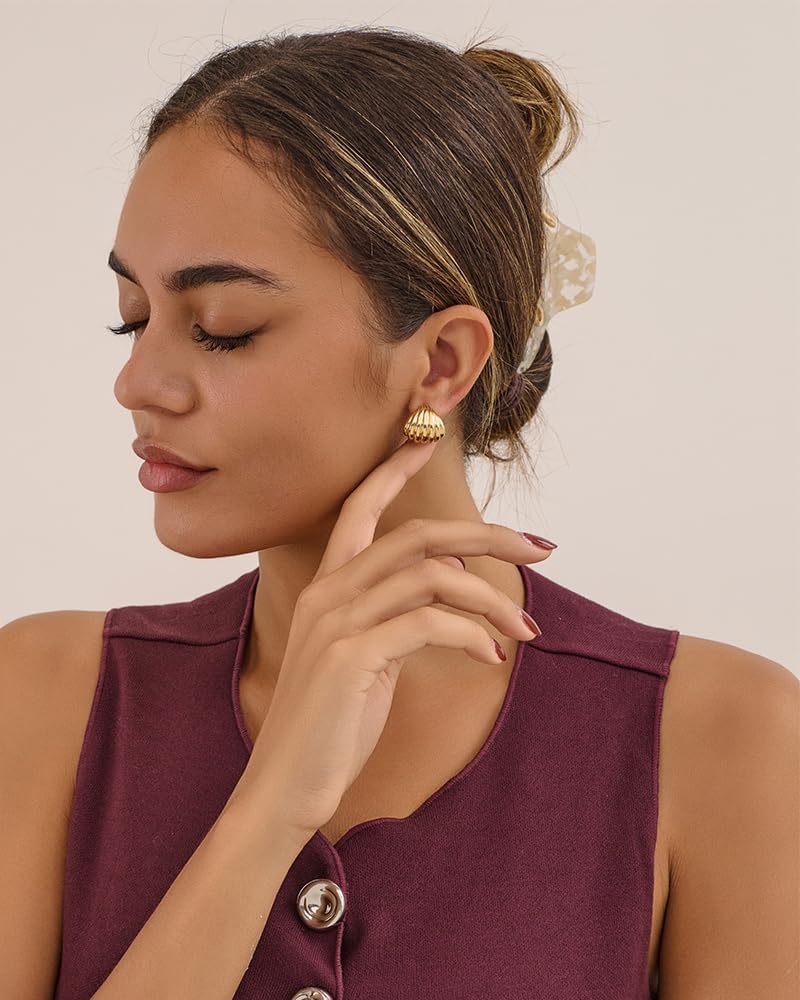 Gold Seashell Trendy Teardrop Earrings | Gold shell hoop, Teardrop dangle, Lightweight, Boho beach, Gold silver rose, Summer gift