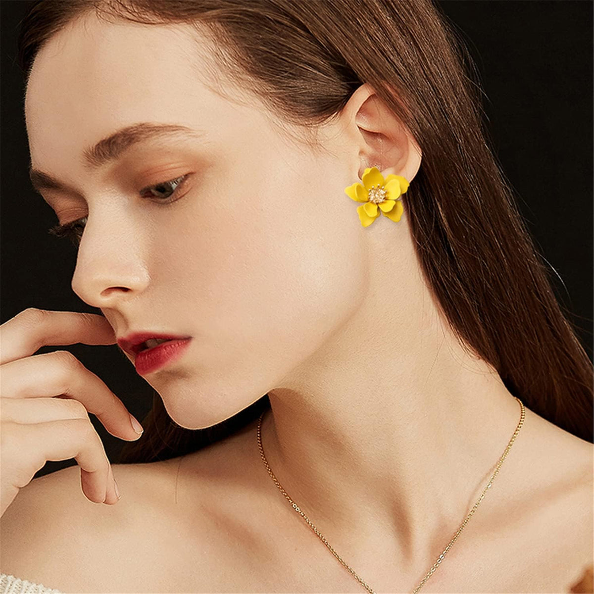 Boho Flower Stud Earrings with White Pearl - Daisy Dangle Drop Earrings with Gold Flower Bud