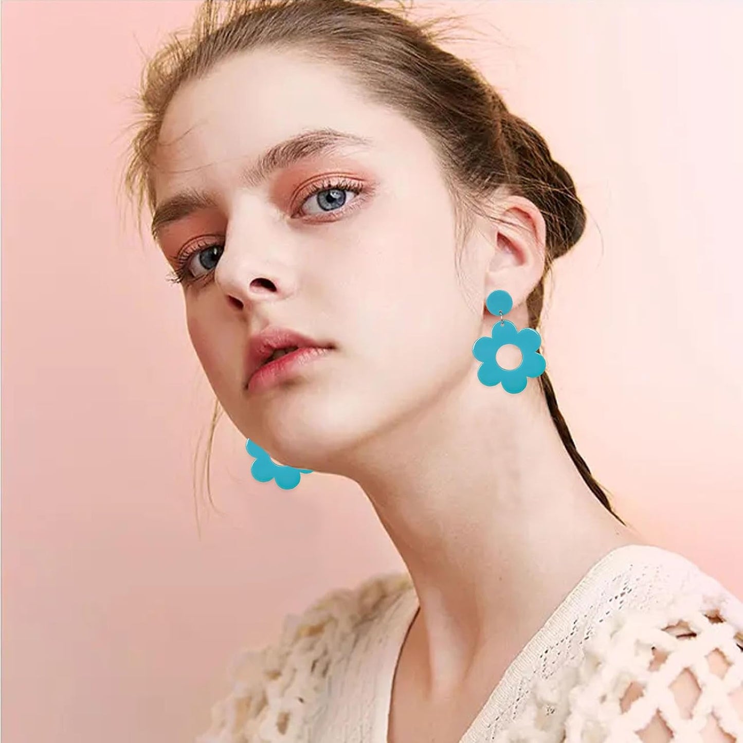 YUNXI Acrylic Flower Earrings Daisy Drop Dangle For Women Y2k Resin Floral Studs 60/70s Retro Flowers Earrings