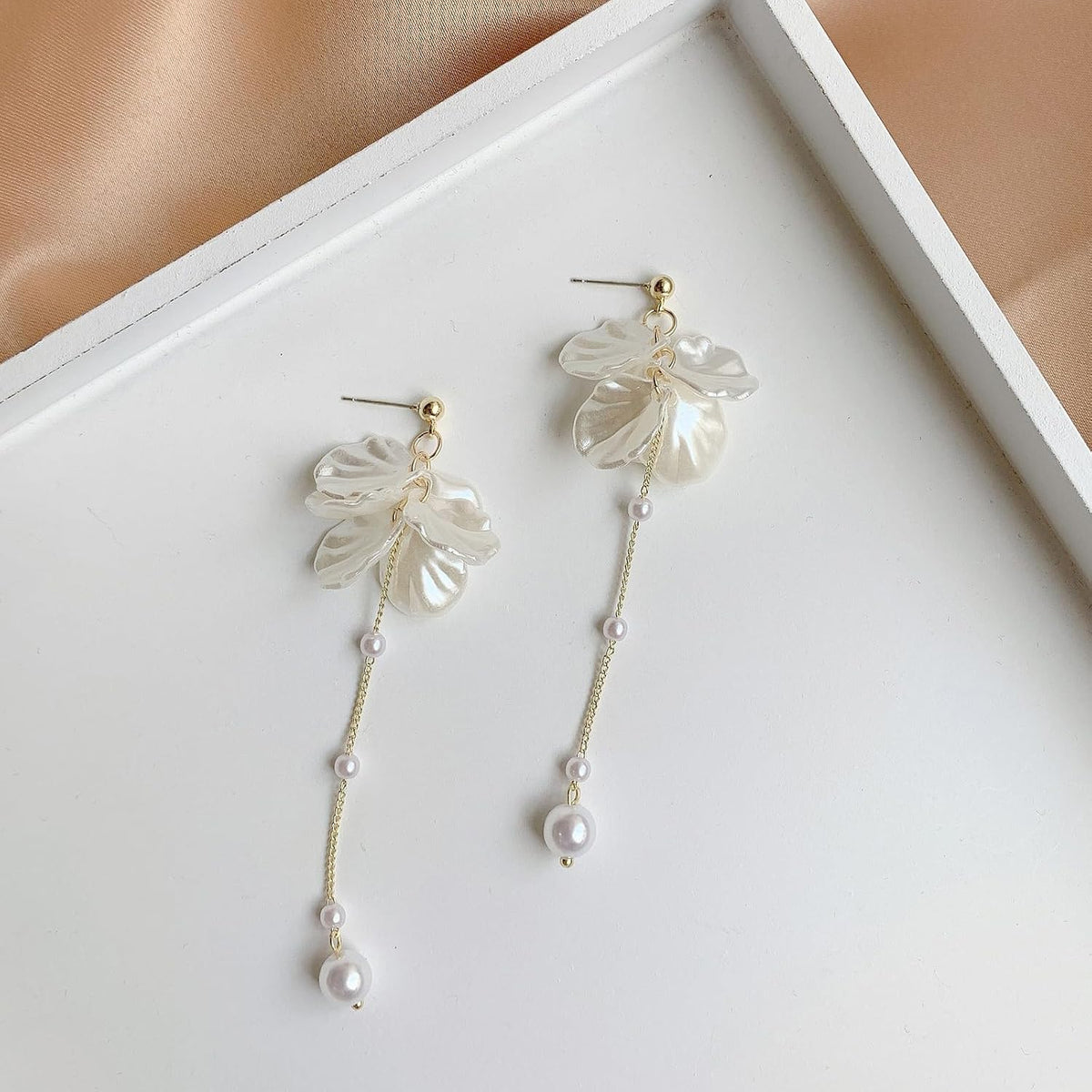 white shell earrings petal drop for women boho resort flower statement summer beach vacation dress outfit costume jewelry birthday gifts