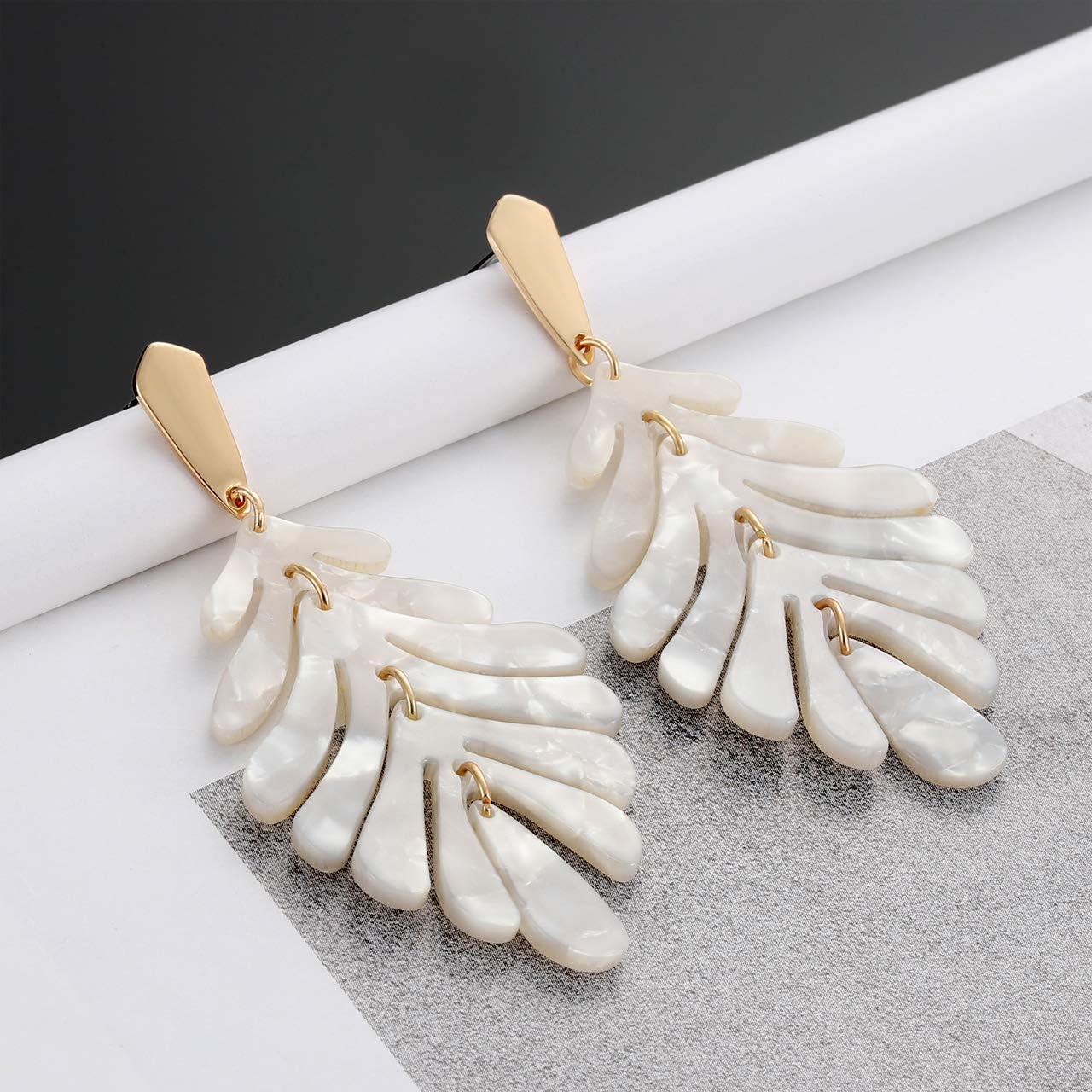 Acrylic Pendant necklace Earrings – Long Statement Leaf Charm Necklace Tortoise Resin Palm Leaf Earrings Fashion Necklaces Earrings for Women
