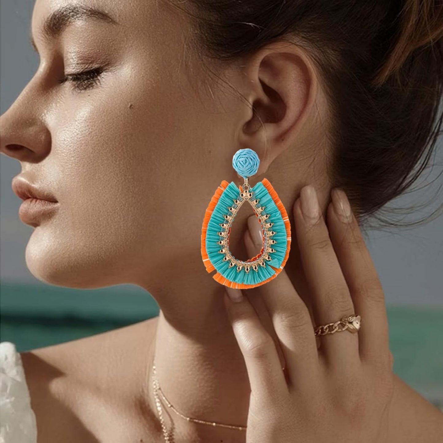 Handmade Raffia Rattan Boho Teardrop Dangle Earrings for Women Colorful Straw Wrap Summer Earrings for Summer Beach Vacation Accessories