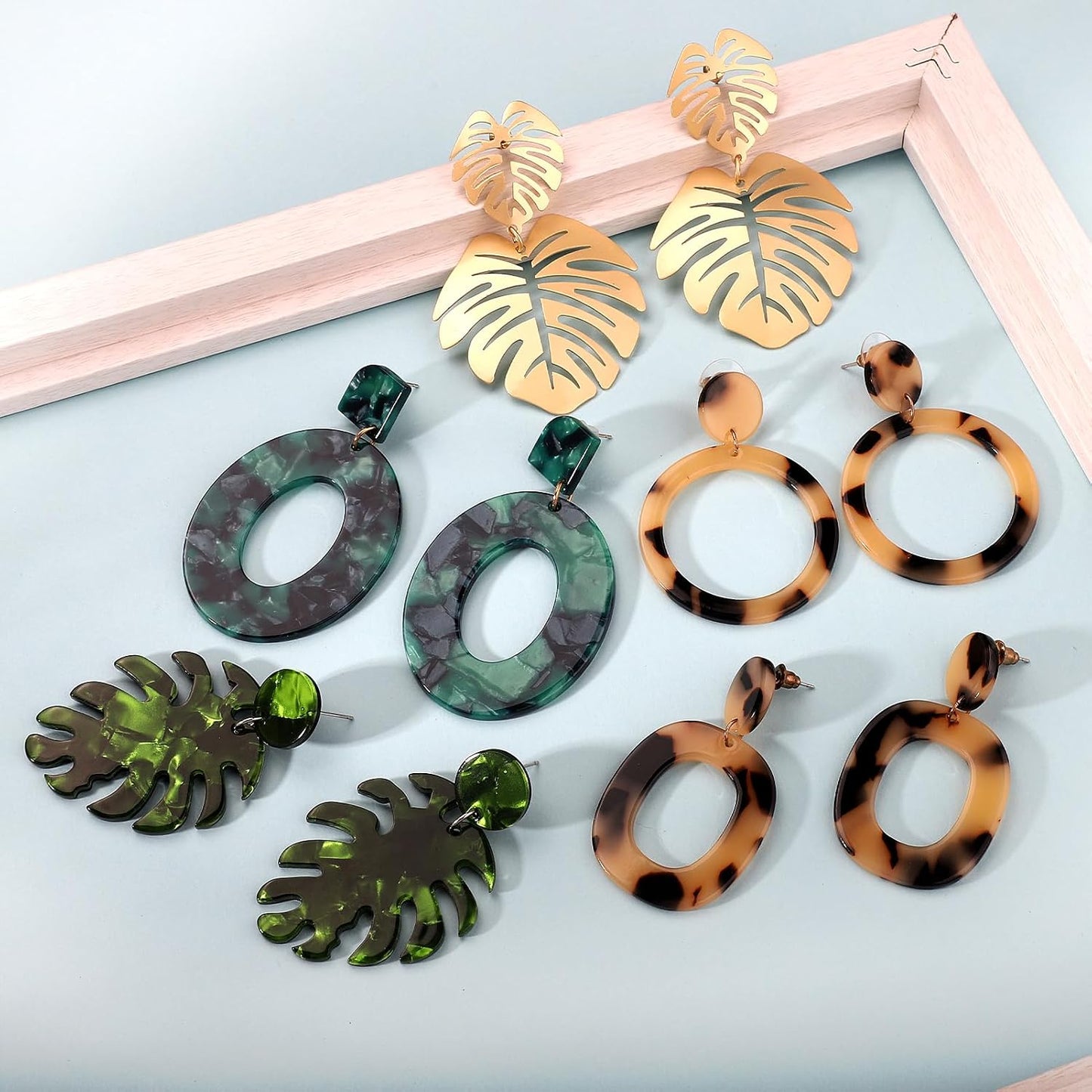 18 Pairs Vacation Statement Earrings for Women Straw Rattan Earrings Acrylic Resin Hoop Drop Dangle Earrings Set Hypoallergenic for Sensitive Ears