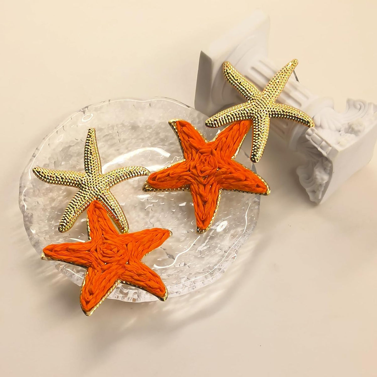Raffia Starfish Earrings for Women Gold White Starfish Dangle Earrings Raffia Straw Statement Drop Earring Boho Summer Tropical Vacation Earring Beach Jewelry