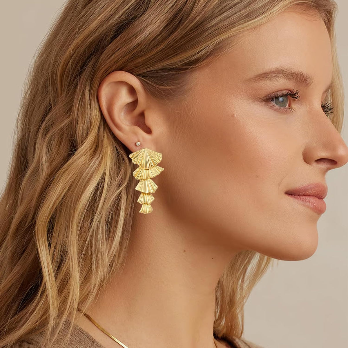 Gold/Silver Shell Dangle Earrings for Women Seashell Drop Dangle Earrings Ocean Beach Earrings Summer Jewelry