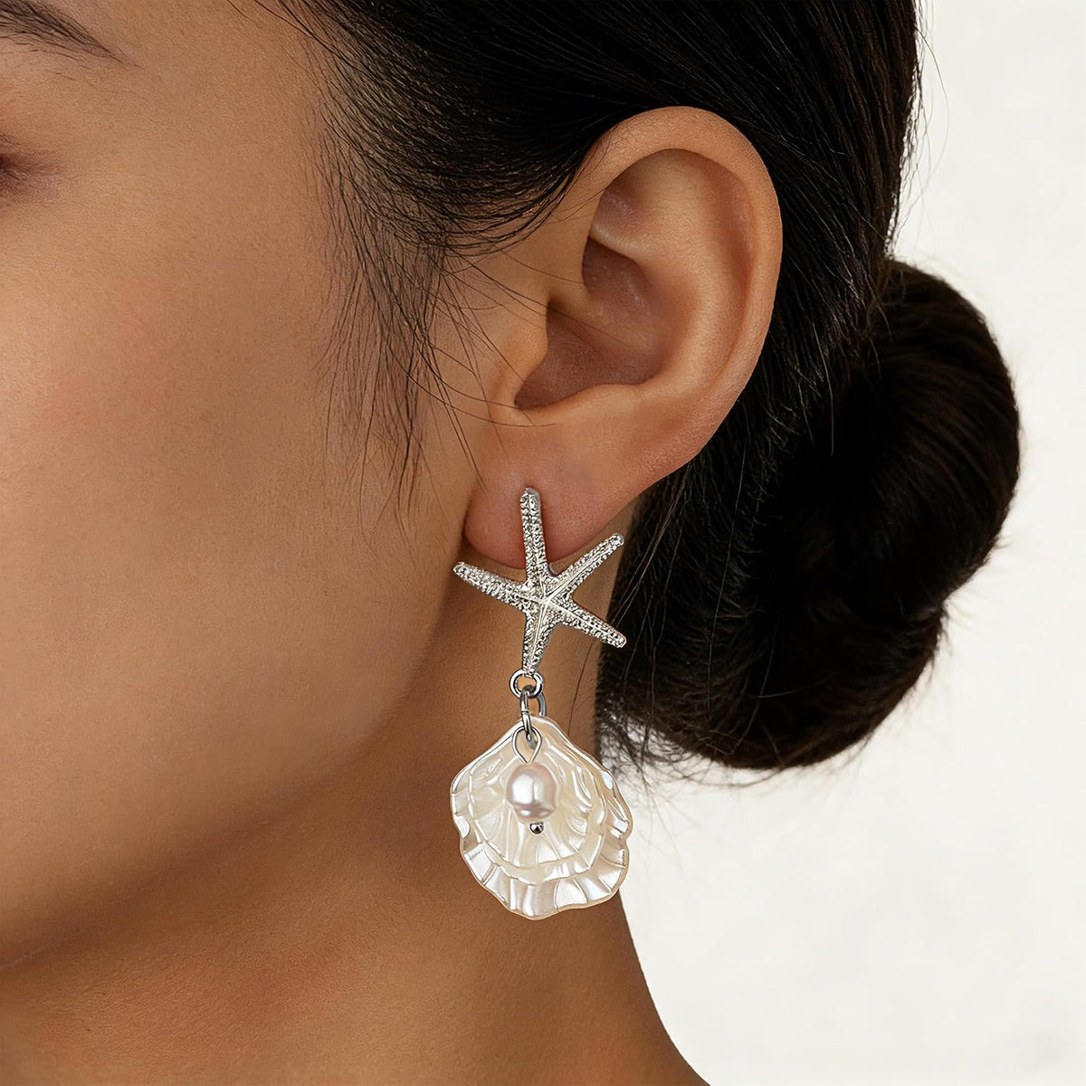 Gold Starfish Earrings Beach Jewelry Pearl Seashell Drop Earrings for Women Boho Summer Ocean Beachy Trendy Vacation Accessories