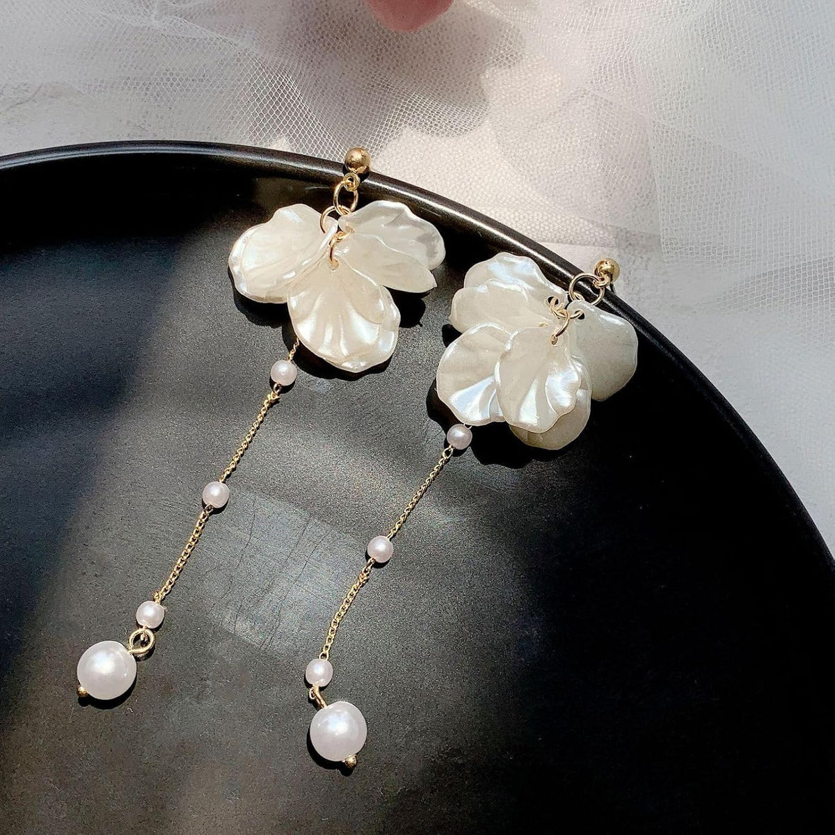 white shell earrings petal drop for women boho resort flower statement summer beach vacation dress outfit costume jewelry birthday gifts