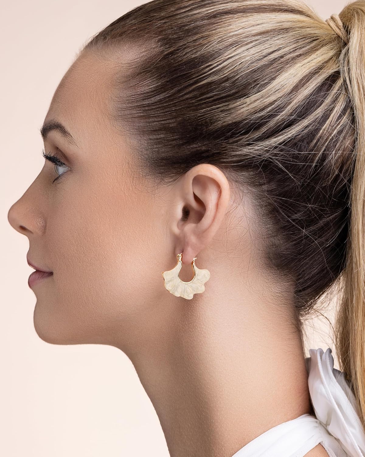 SNGIA 18K gold plated White Cream Enamel Flower Stud Statement Earrings for Women by SNGIA, Dainty Bold Retro Handmade Trendy Natural Sea Summer Boho Seashell Beach Fan Shape Summer Vacation Huggie Bohemian Jewelry Gifts Accessories